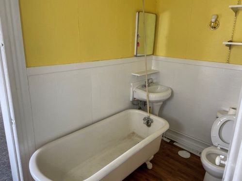 13 Abbott St, Worcester MA 01602-2761 exterior