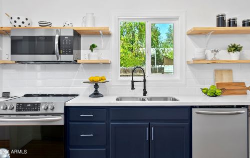 2521 11th St, Phoenix AZ 85006-1038 exterior