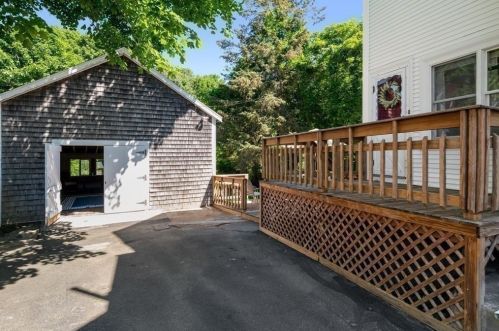 75 Cherry St, Plymouth MA 02360-4467 exterior