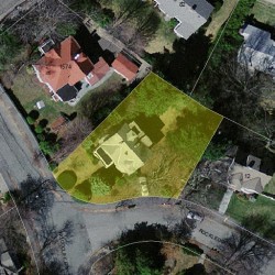 4 Rockledge Rd, Newton MA 02461-1800 aerial view