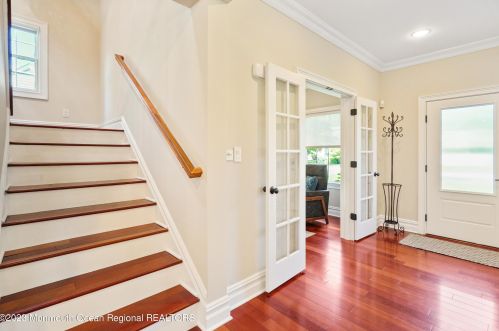 90 Lovett Ave, Little Silver NJ 07739-1403 exterior