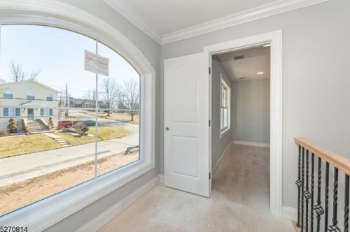 86 Longview Ave, Lake Hiawatha NJ 07034-1108 exterior