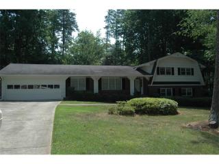 4477 Huntington Cir, Atlanta, GA 30338-6609