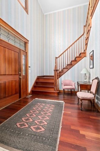 59 Crestview Rd, Milton, MA 02186-3639