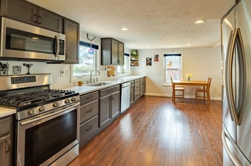 6 Benson St, Worcester MA 01604-3303 exterior