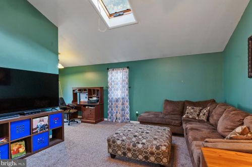 64 Route 156, Trenton NJ  08620-2708 exterior