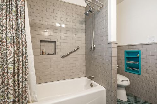 2807 11 Ave, Phoenix AZ 85021-7111 exterior