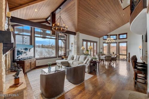 2870 Westview Trl, Park City UT 84098-6342 exterior