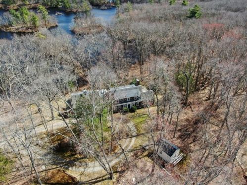 414 Westfield St, Dedham MA 02026-5626 exterior