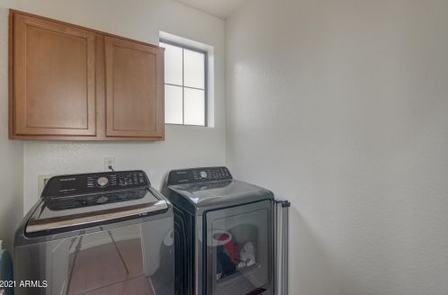 7429 19th St, Phoenix AZ  85042-5795 exterior