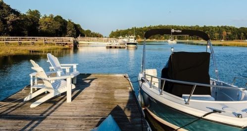 61 Brg St, Hingham MA 02061-2333 exterior