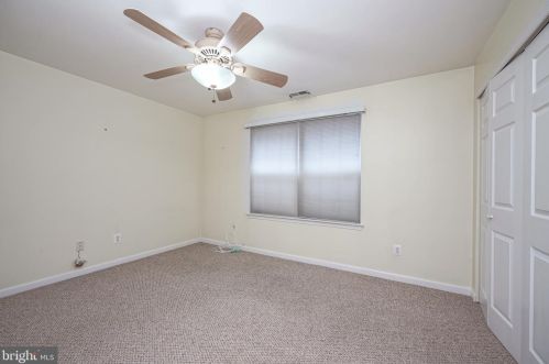 1421 Tristram Cir, West Deptford NJ 08051-2264 exterior