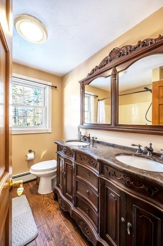 71 Paul Revere Ter, Taunton MA  02780-3813 exterior