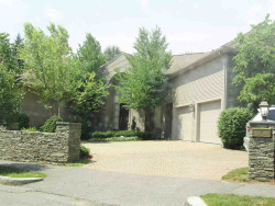 7 Laurus Ln, Newton, MA 02459-3138