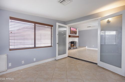 13222 37 Pl, Phoenix AZ 85050-8309 exterior