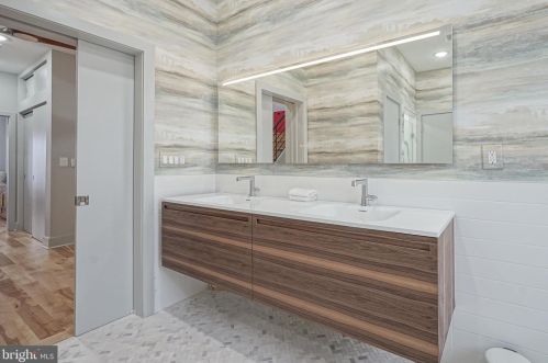 1614 16 St, Philadelphia PA 19121-3202 exterior