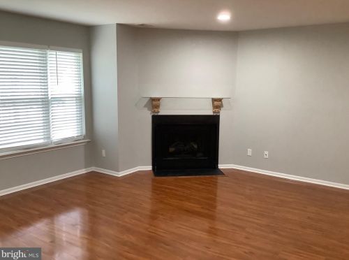 235 Balin Ct, West Deptford NJ  08051-2217 exterior