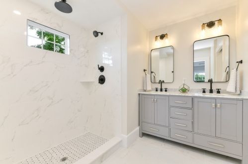 207 Whiting Ave, Dedham MA  02026-3120 exterior