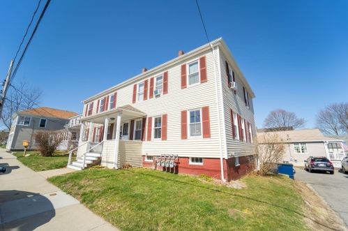 1 Hamilton St, Plymouth MA 02360-4101 exterior