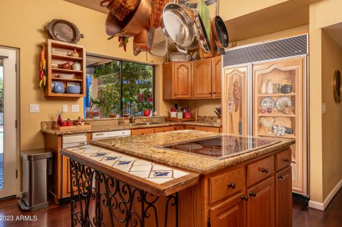 3412 Dunlap Ave, Phoenix AZ 85020-3024 exterior