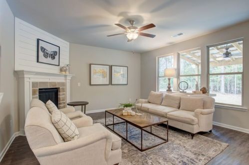 1708 Flagstone Ln, Conyers GA 30012-6508 exterior