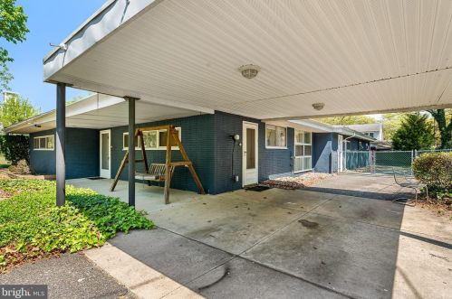 1103 Red Bank Ave, West Deptford NJ  08086-3003 exterior