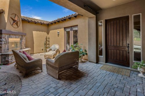 32203 16th Ave, Phoenix, AZ 85085-9008