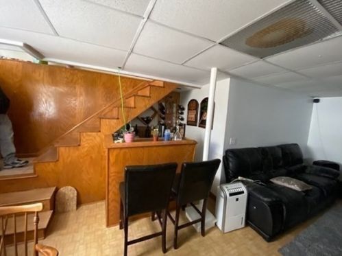 747 Penn St, Fall River MA 02724-1276 exterior