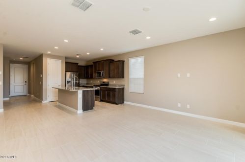 17208 7 Ln, Phoenix AZ 85023-2669 exterior