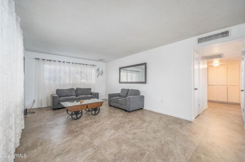 3201 Cortez St, Phoenix AZ  85029-3219 exterior