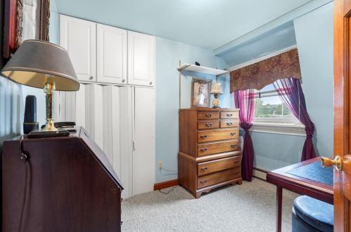 293 Washington St, Gloucester MA 01930-4815 exterior