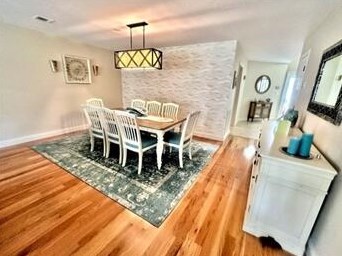 9 Fairway Dr, Plymouth MA 02360-1461 exterior