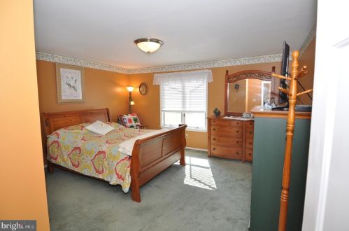 24854 Main St, Columbus NJ 08022-1339 exterior