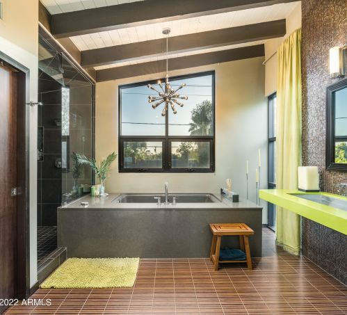 4028 45th St, Phoenix AZ 85044-6060 exterior