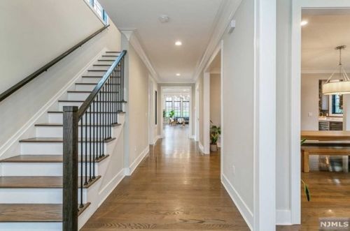 158 Magnolia Ave, Tenafly NJ  07670-1828 exterior