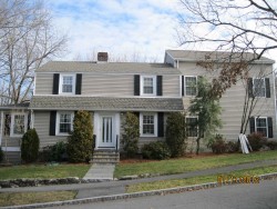 16 Lucille Pl, Newton, MA 02464-1211