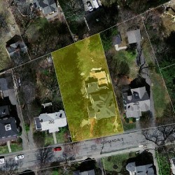 289 Highland Ave, Newton MA  02465-2513 aerial view