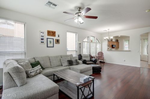 7429 19th St, Phoenix AZ  85042-5795 exterior