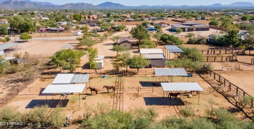 35220 3rd Ave, Phoenix AZ 85027-5908 exterior