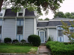 58 Oak Ave, Newton, MA 02465-1815