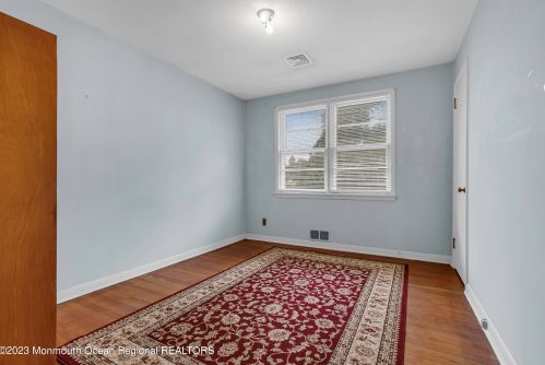 267 Rumson Rd, Little Silver NJ 07739-1657 exterior