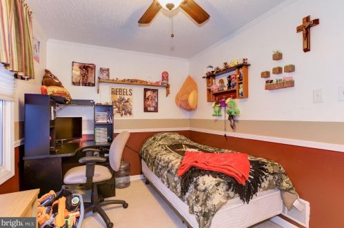 420 Pennsylvania Ave, West Deptford NJ 08063-1223 exterior