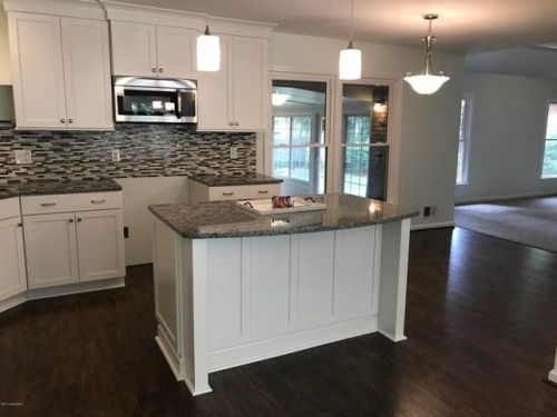 8710 Wimborne Way, Louisville, KY 40222-5355