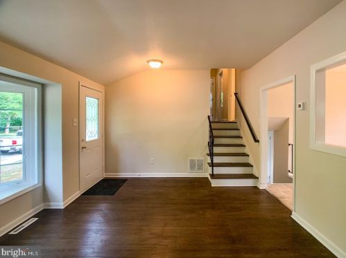 102 Marion Ave, West Deptford NJ 08093-2029 exterior