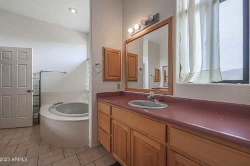 45239 16 St, Phoenix AZ 85087-8660 exterior