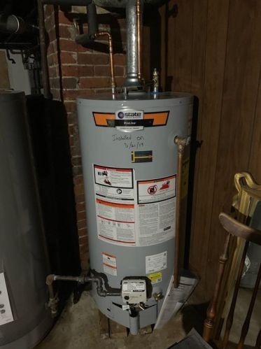 39 Eastern Ave, Worcester MA 01605-3046 exterior