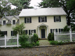 15 Caroline Park, Newton, MA 02468-1101