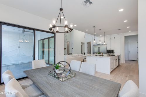 4007 34th St, Phoenix AZ  85040-1820 exterior