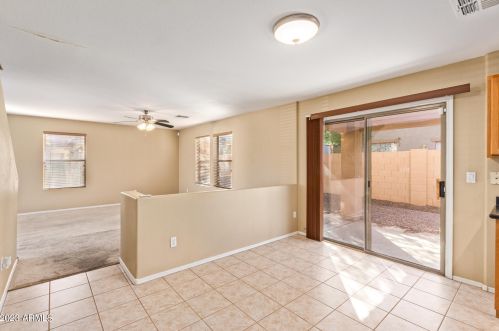 1805 94th Ave, Phoenix AZ  85037-4279 exterior