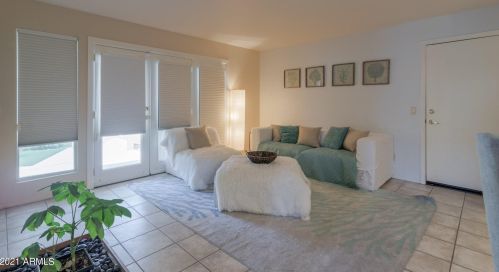 4013 Altadena Ave, Phoenix AZ 85029-3211 exterior